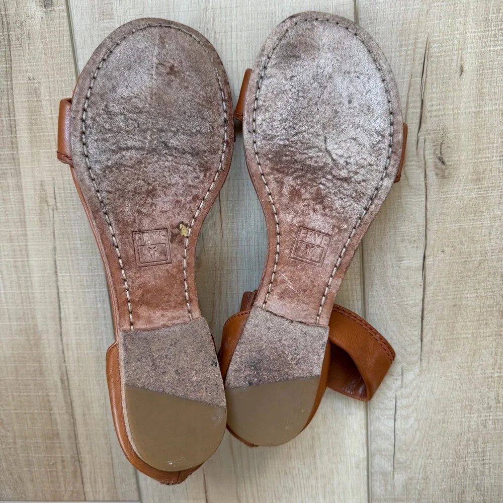 Frye Carson Sandals Womens Size 8 Ankle Strap Brown Leather Designer Summer Flat - Picture 6 of 6